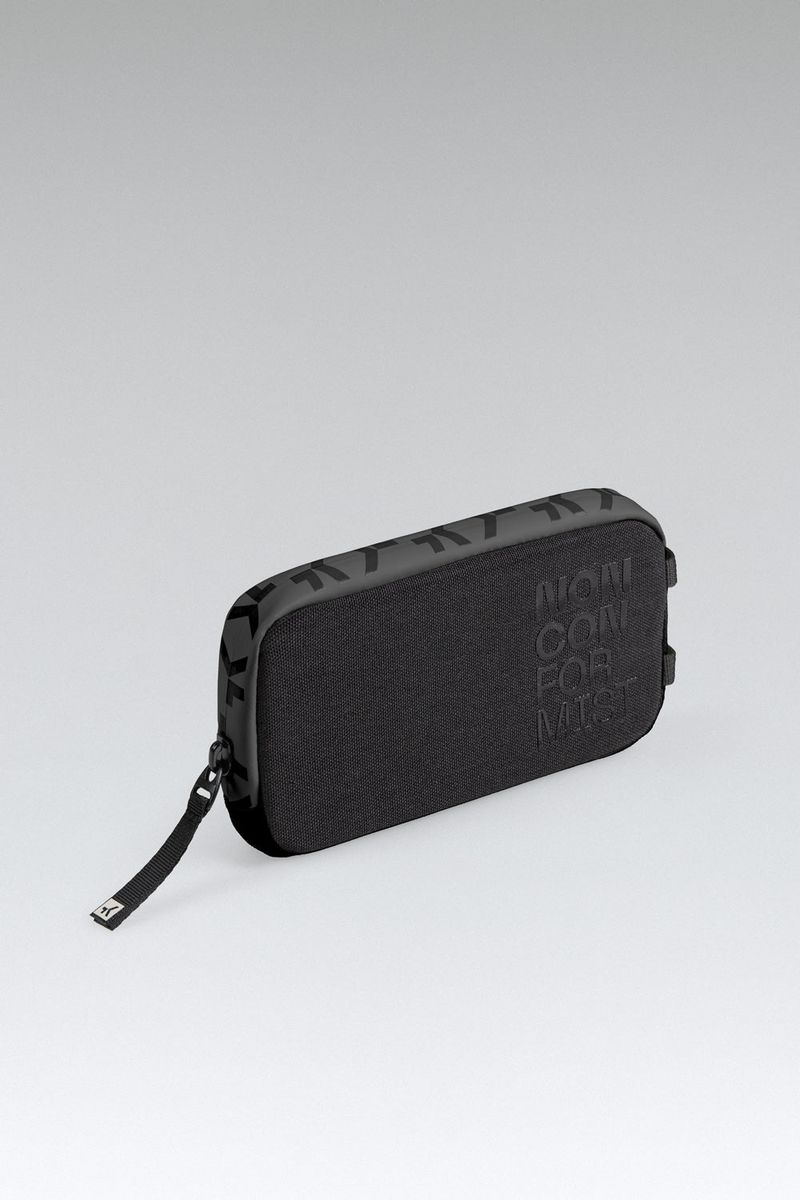 Gobik Essential 2.0 Phone Case - Thumbnail 2
